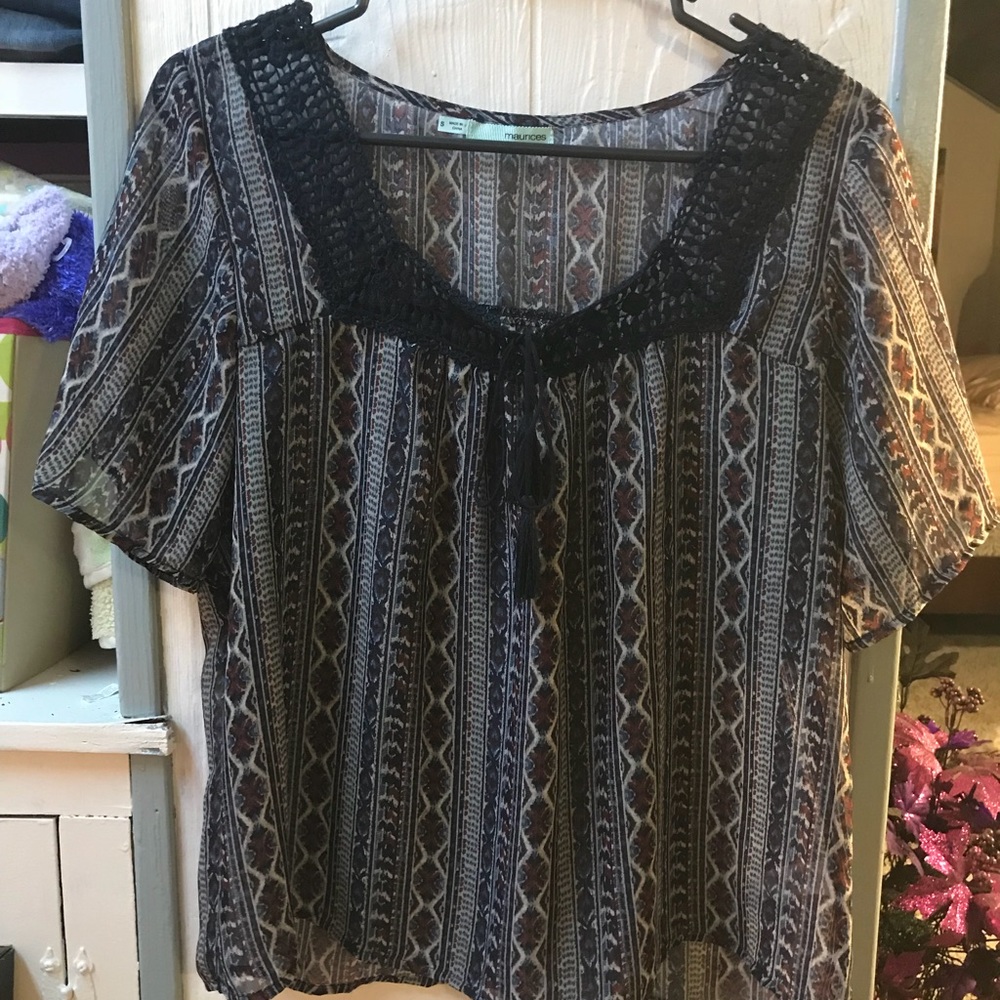 Maurice’s top
